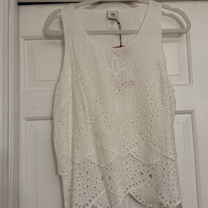 Cabi White Eyelet Sleeveless Frolic Top Style # 5723, size medium, New
